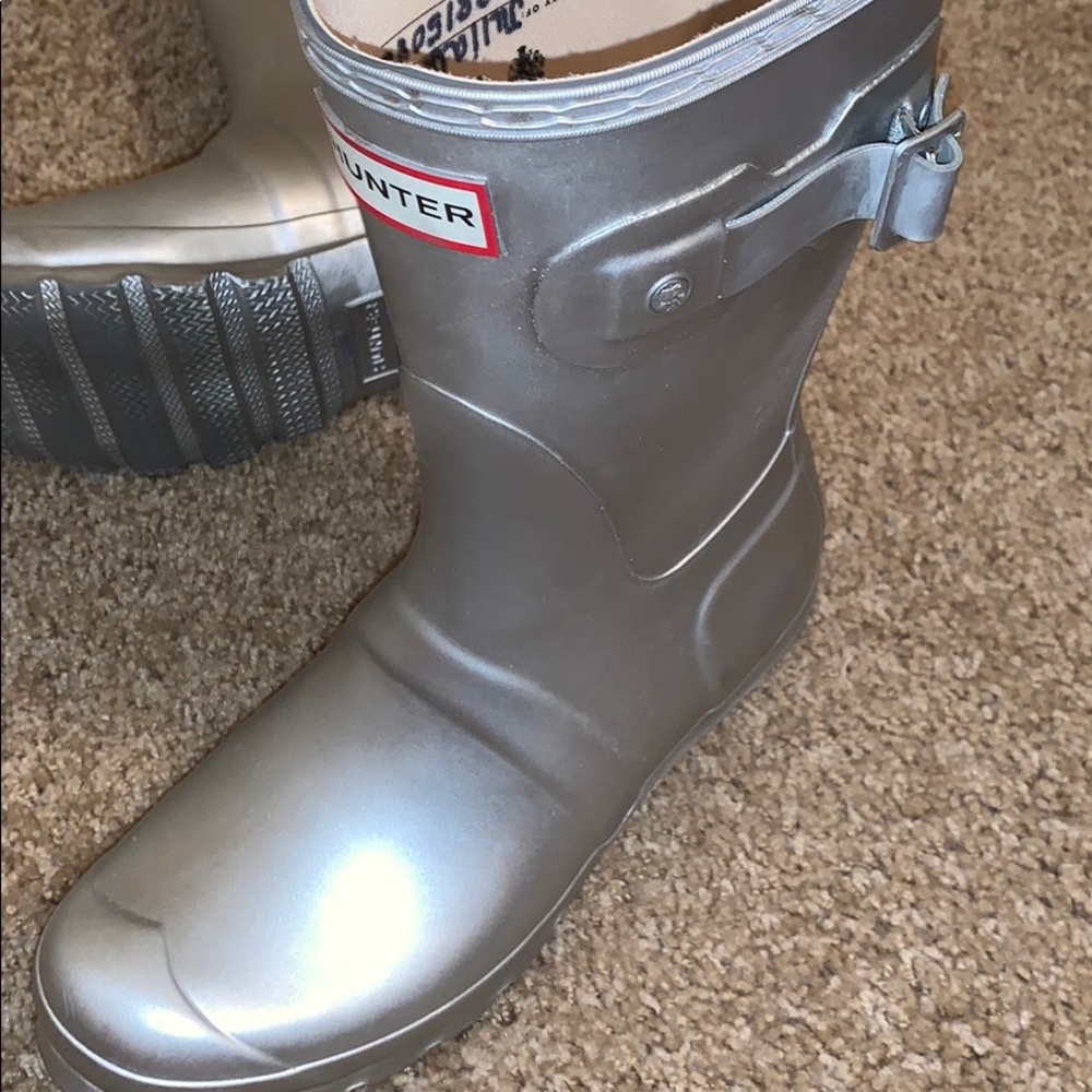 Size 7 Silver Hunter Boots! - Picture 2 of 4